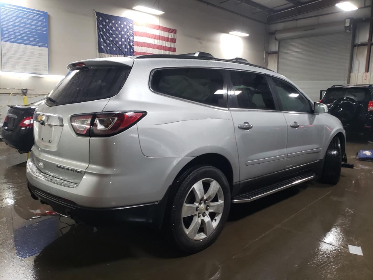 2015 CHEVROLET TRAVERSE L - Фото 3
