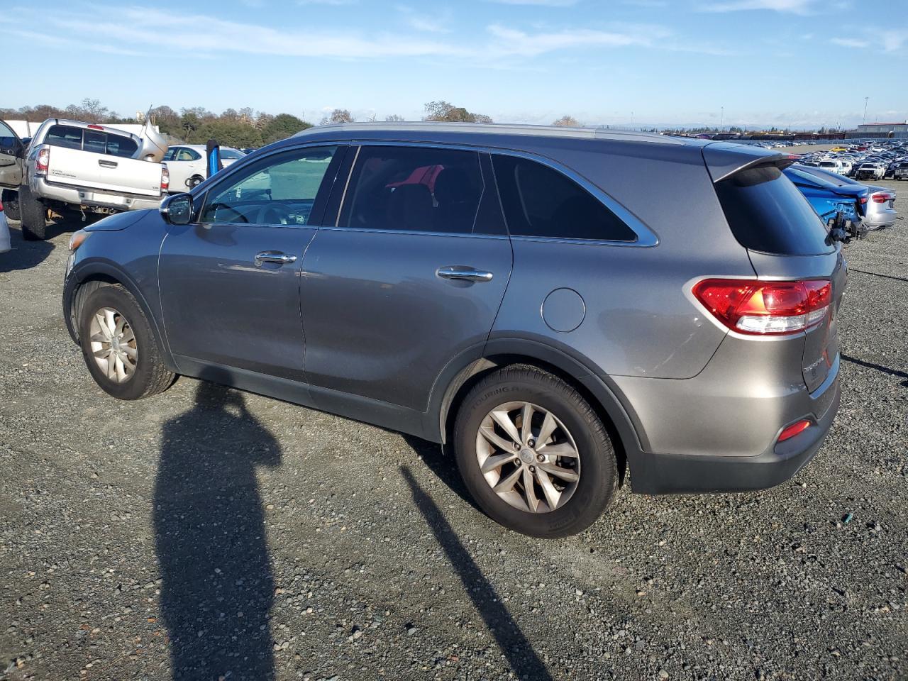 2016 KIA SORENTO LX - Image 2