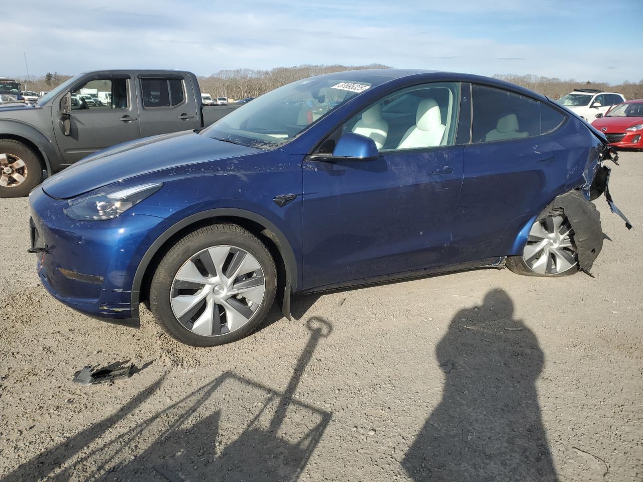 2024 TESLA MODEL Y