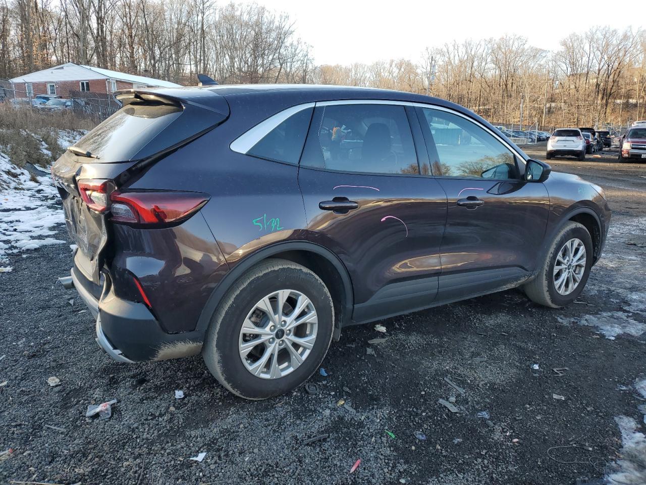 2023 FORD ESCAPE ACT - Фото 3