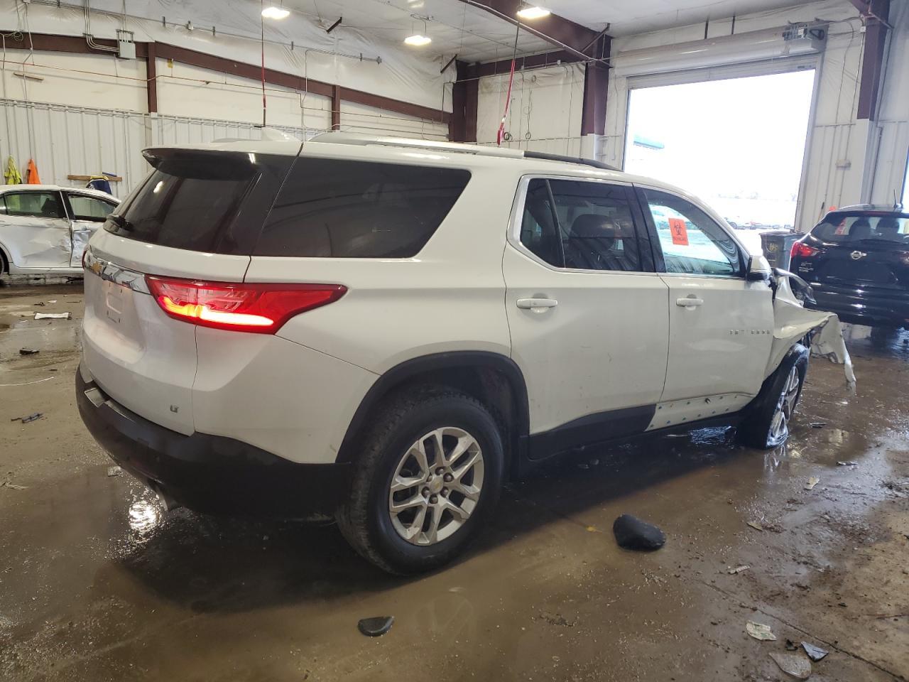 2018 CHEVROLET TRAVERSE L - Фото 3