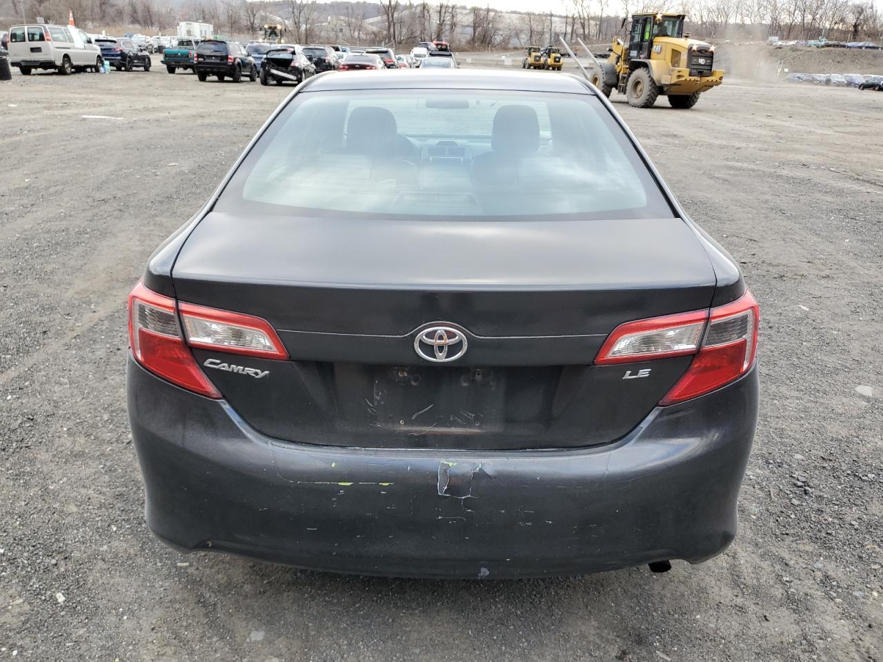 2014 TOYOTA CAMRY L - Фото 6