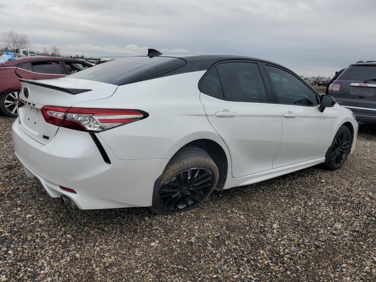 2019 TOYOTA CAMRY XSE - Image 3