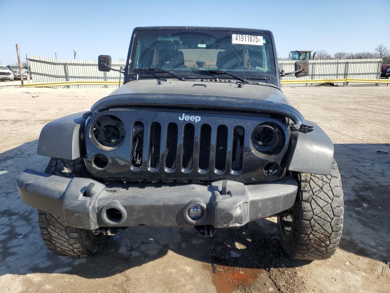 2017 JEEP WRANGLER U - Image 5