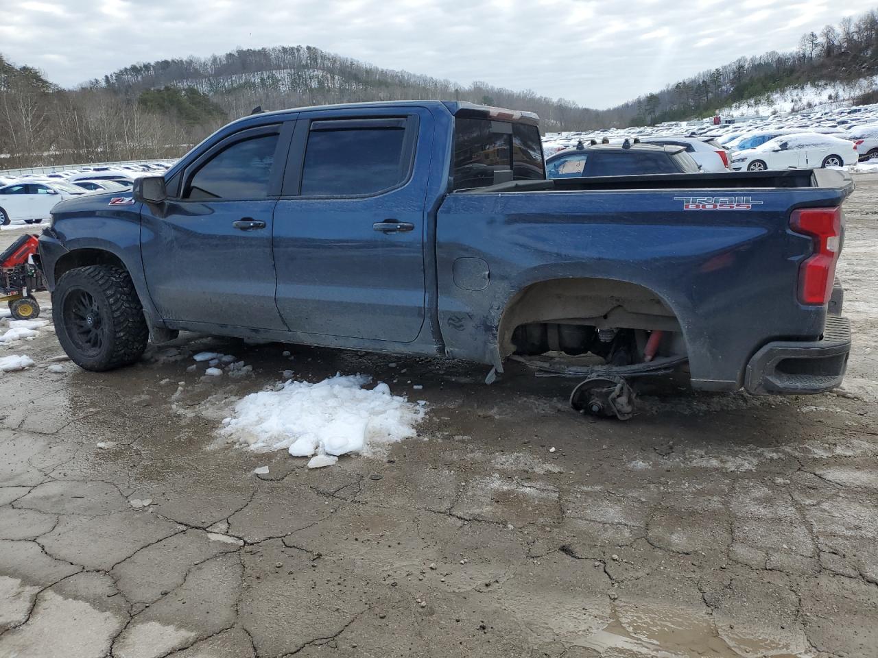2019 CHEVROLET SILVERADO - Image 2
