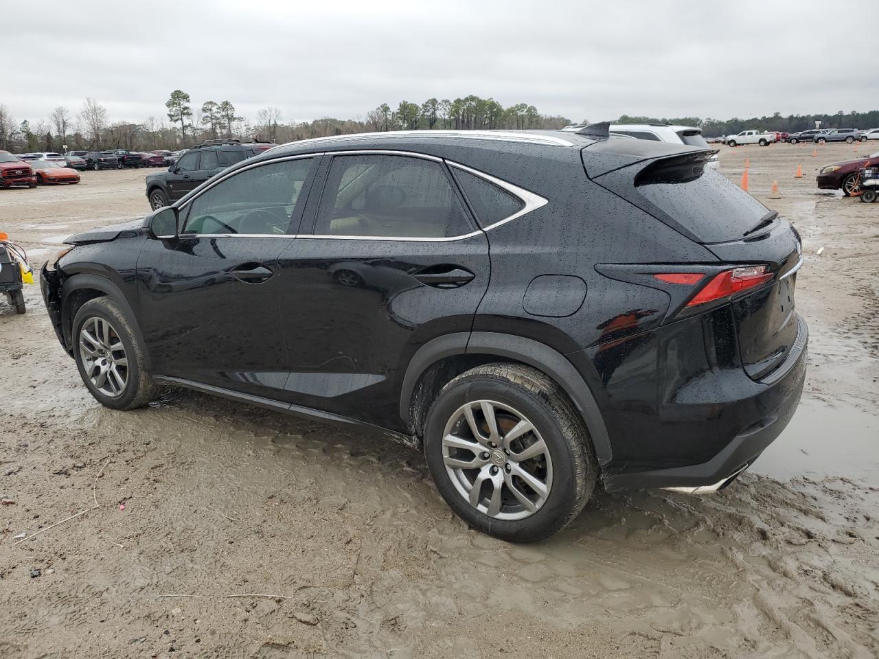 2016 LEXUS NX 200T BA - Фото 2