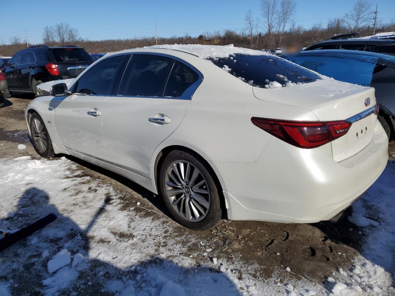 2018 INFINITI Q50 LUXE - Фото 2