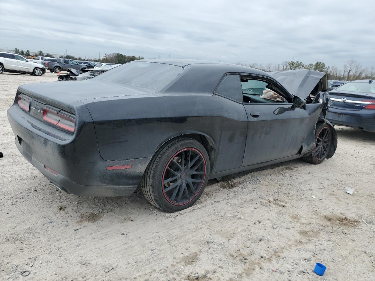 2016 DODGE CHALLENGER - Фото 3