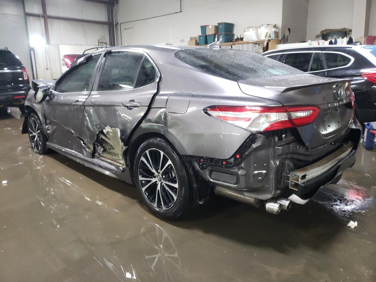 2020 TOYOTA CAMRY SE - Image 2