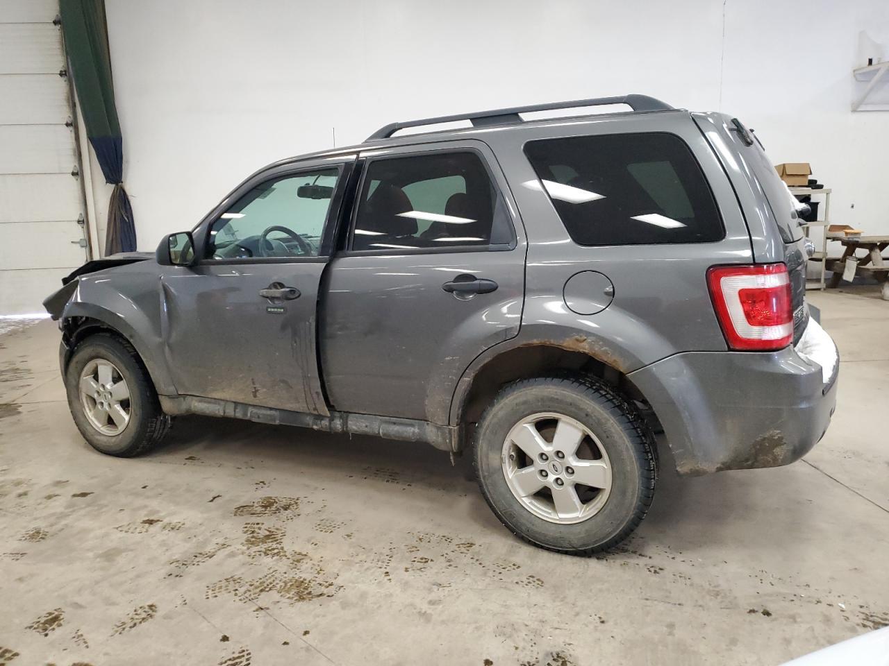 2012 FORD ESCAPE XLT - Image 2