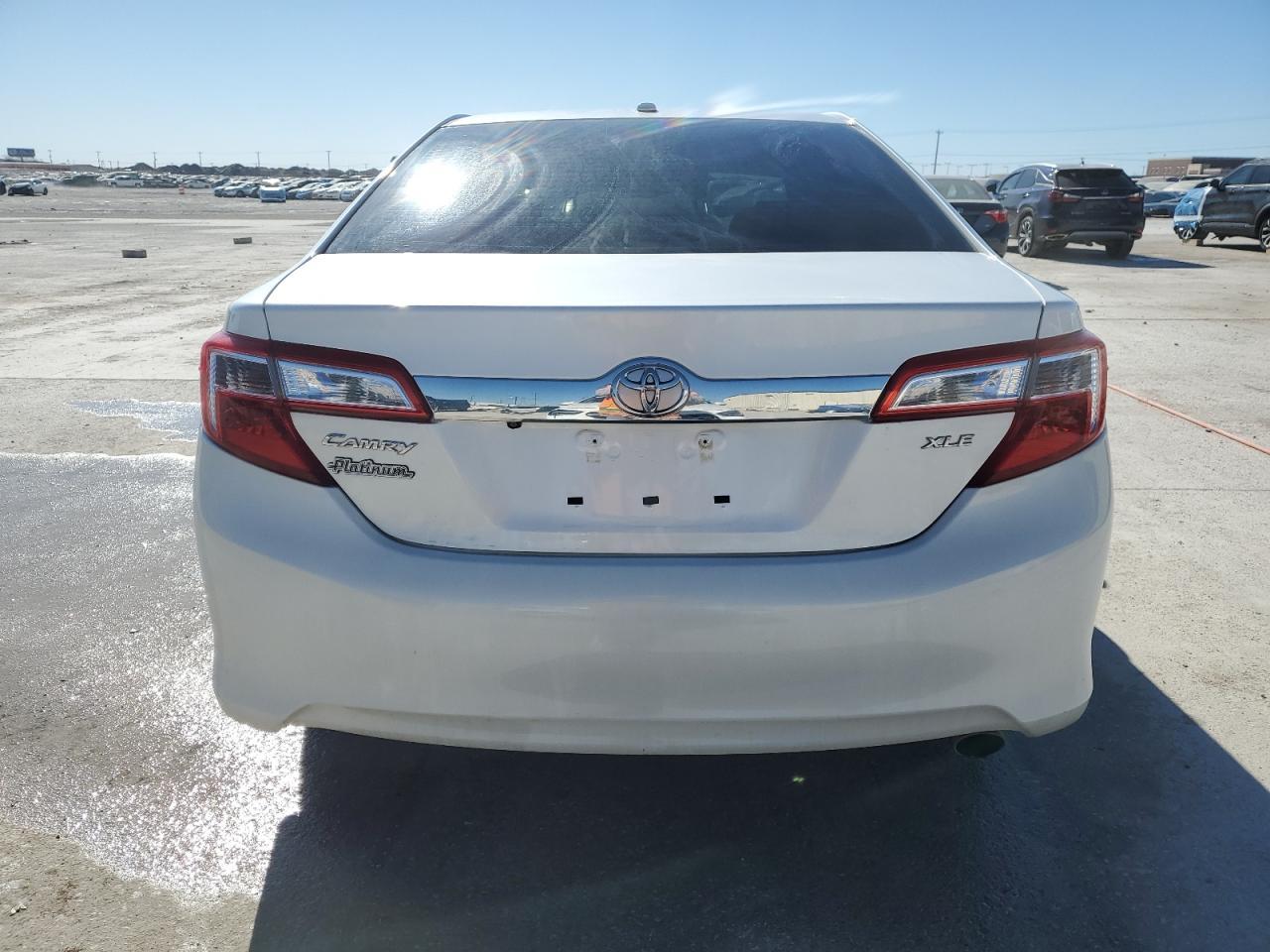 2014 TOYOTA CAMRY L - Фото 6