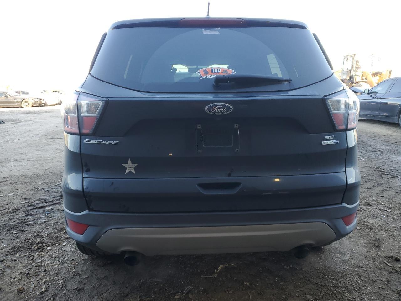 2017 FORD ESCAPE SE - Image 6