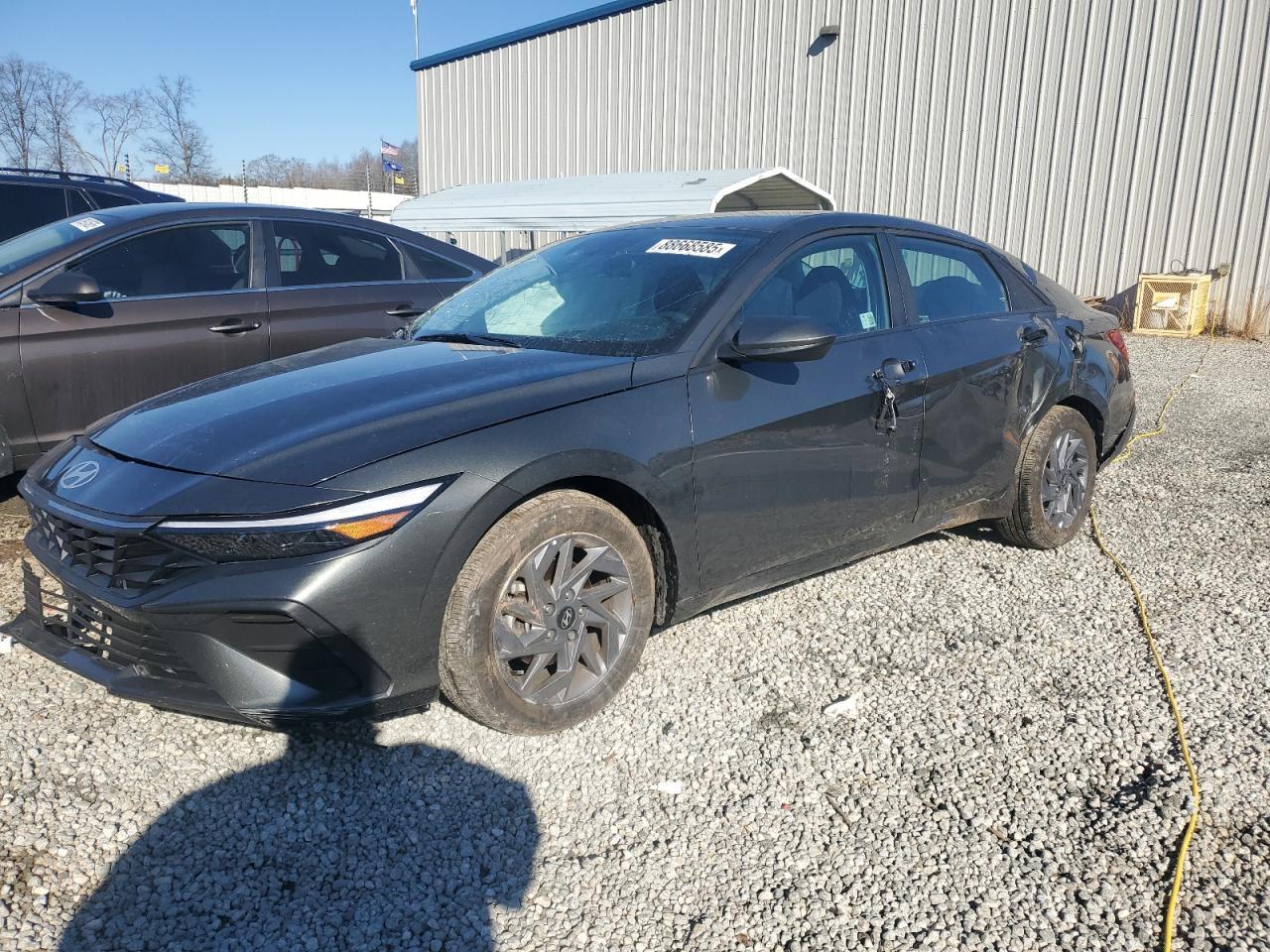 2024 HYUNDAI ELANTRA SE