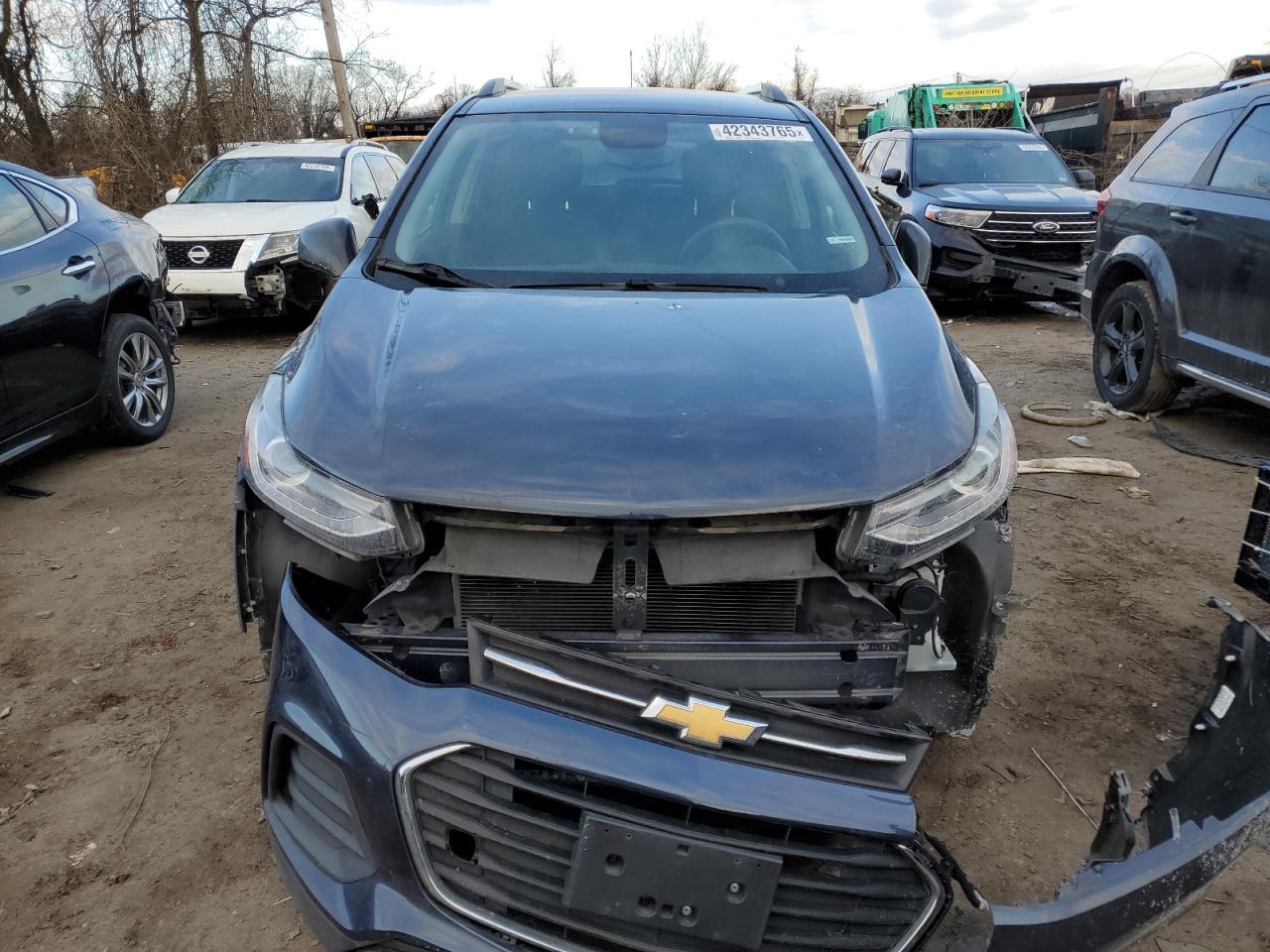 2018 CHEVROLET TRAX 1LT - Image 5