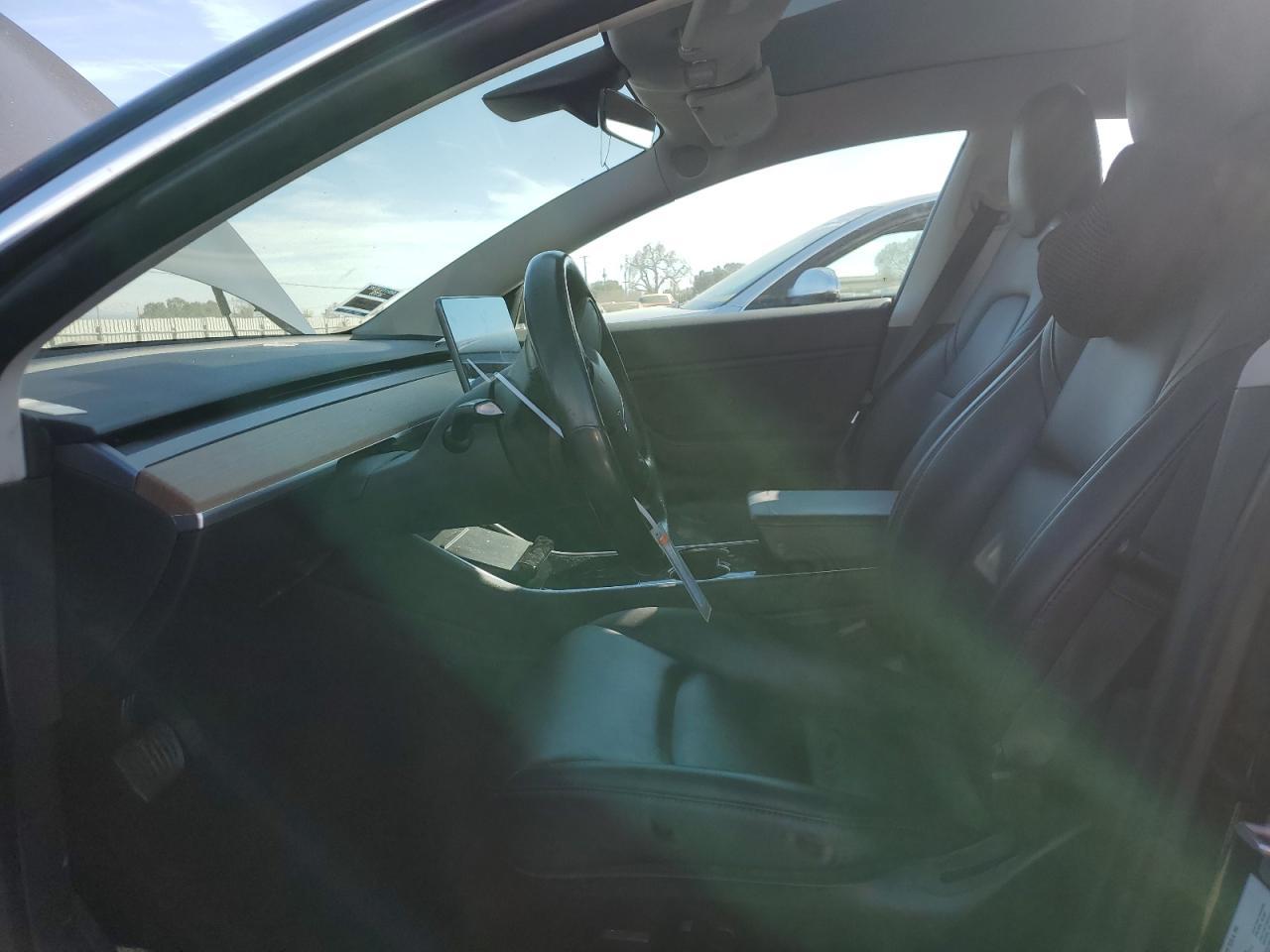 2019 TESLA MODEL 3 - Фото 7