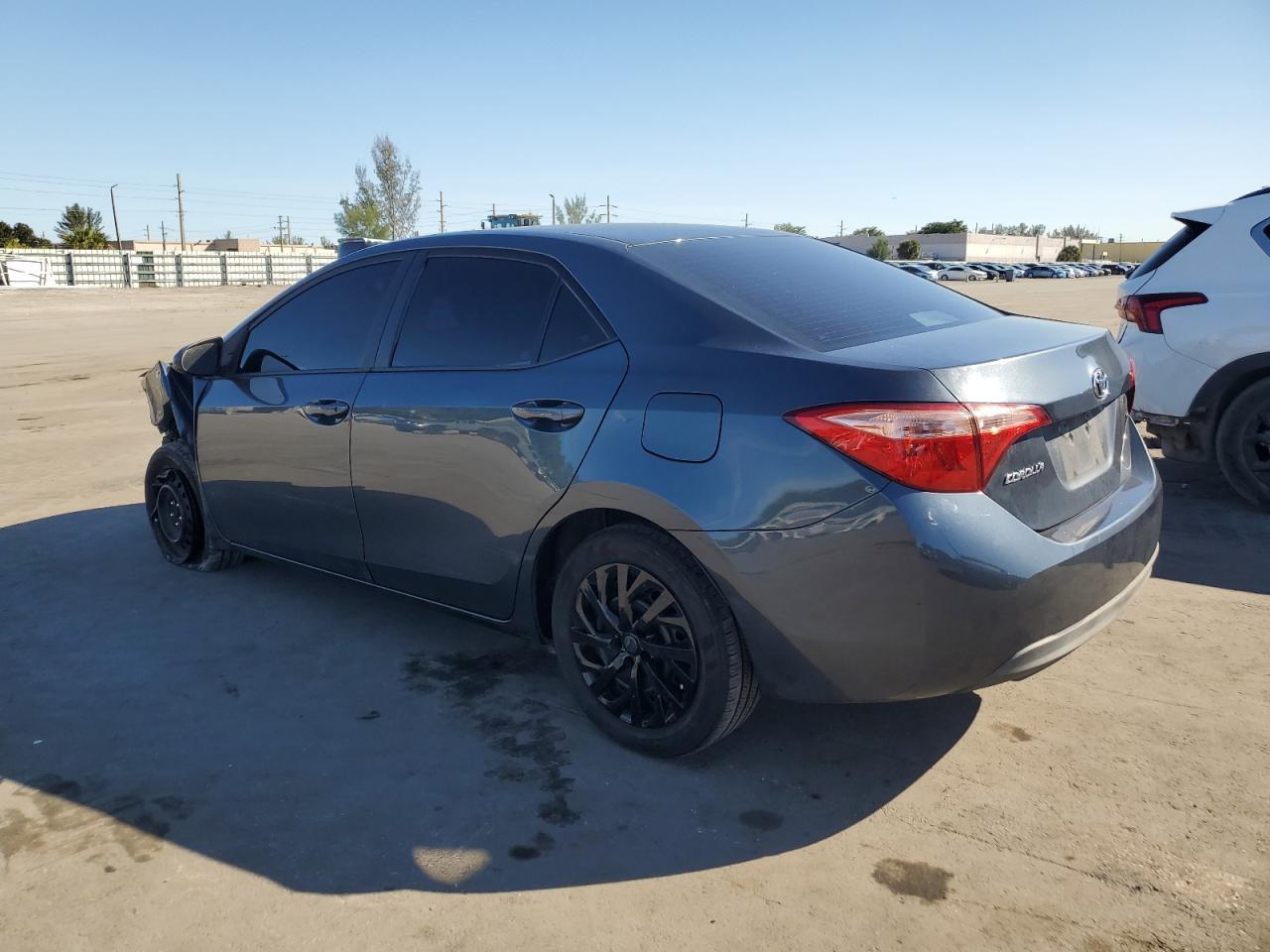 2019 TOYOTA COROLLA L - Image 2