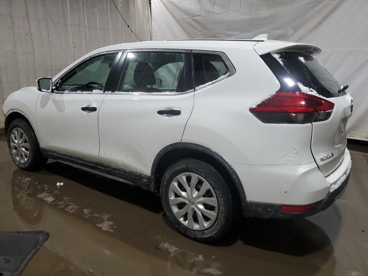 2018 NISSAN ROGUE S - Фото 2