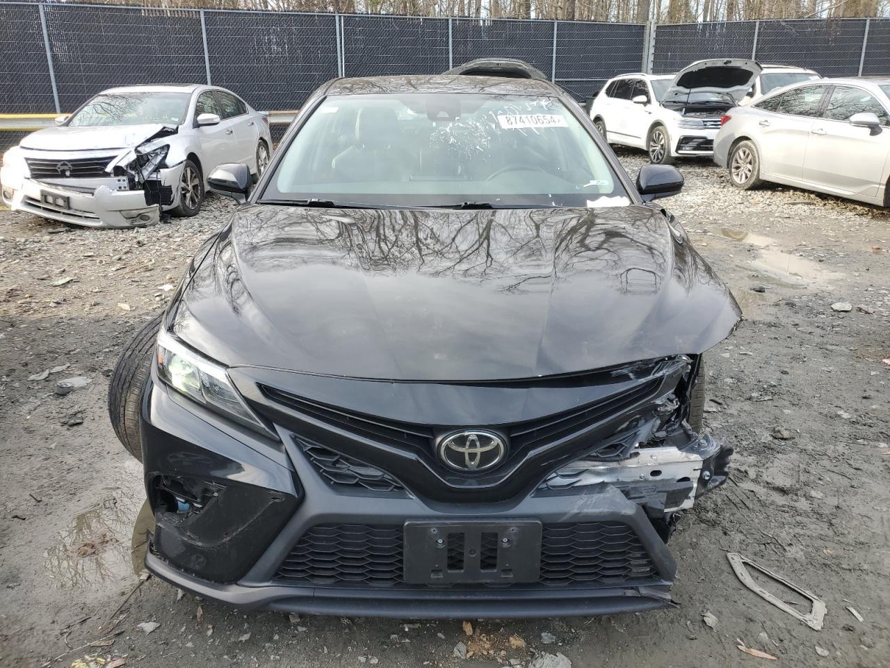 2021 TOYOTA CAMRY SE - Image 5