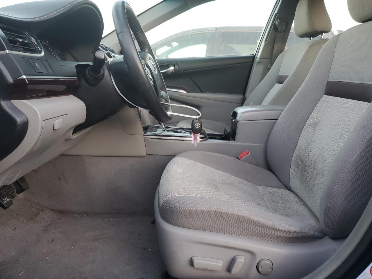 2014 TOYOTA CAMRY L - Image 7