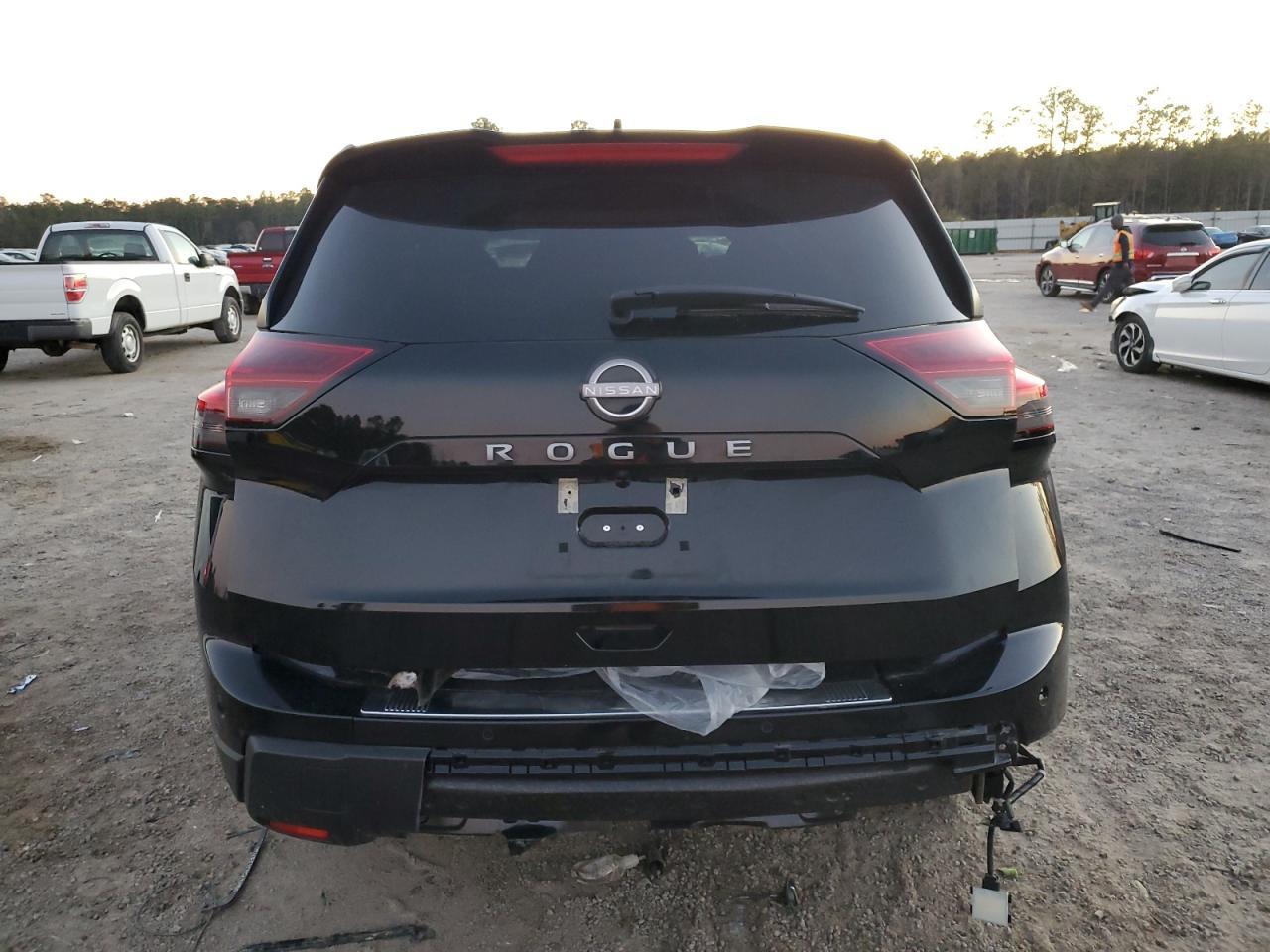 2024 NISSAN ROGUE S - Image 6
