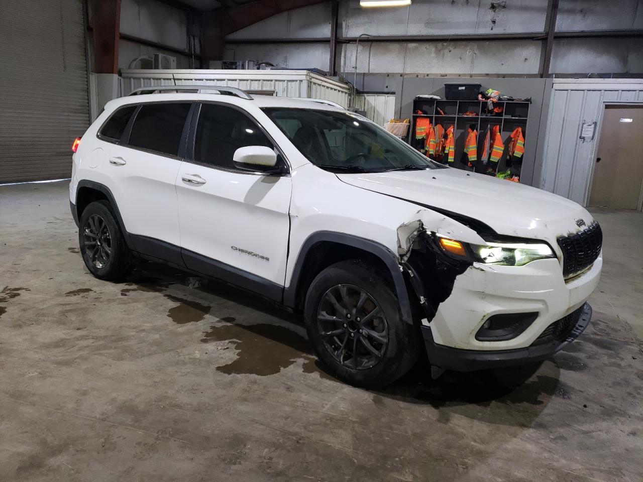 2019 JEEP CHEROKEE L - Image 4