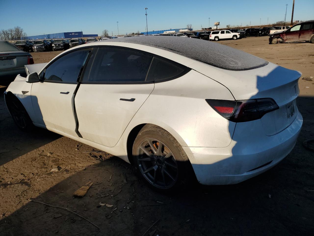 2022 TESLA MODEL 3 - Image 2