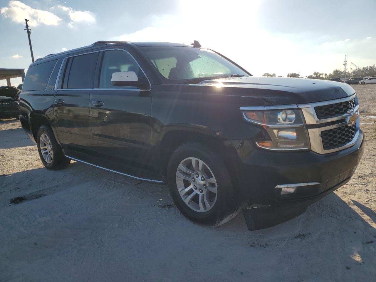 2015 CHEVROLET SUBURBAN C - Фото 4