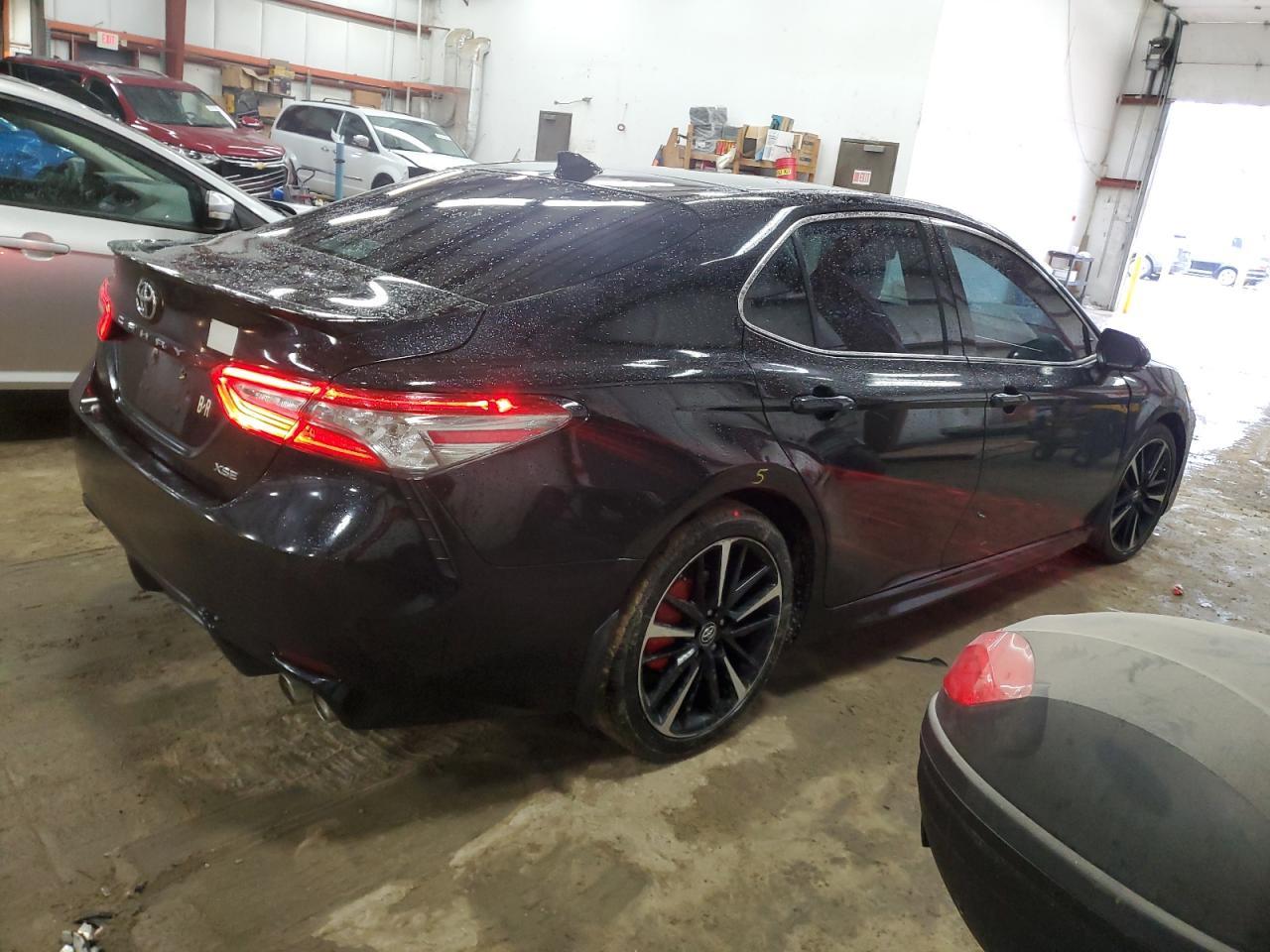 2018 TOYOTA CAMRY XSE - Image 3