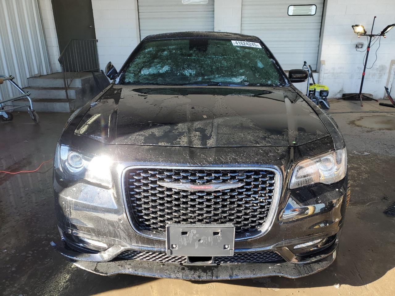 2023 CHRYSLER 300 S - Image 5