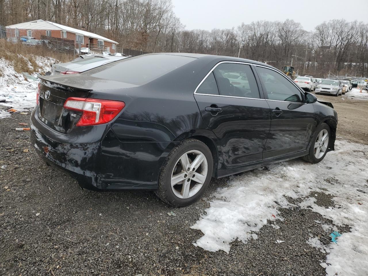 2013 TOYOTA CAMRY L - Image 3