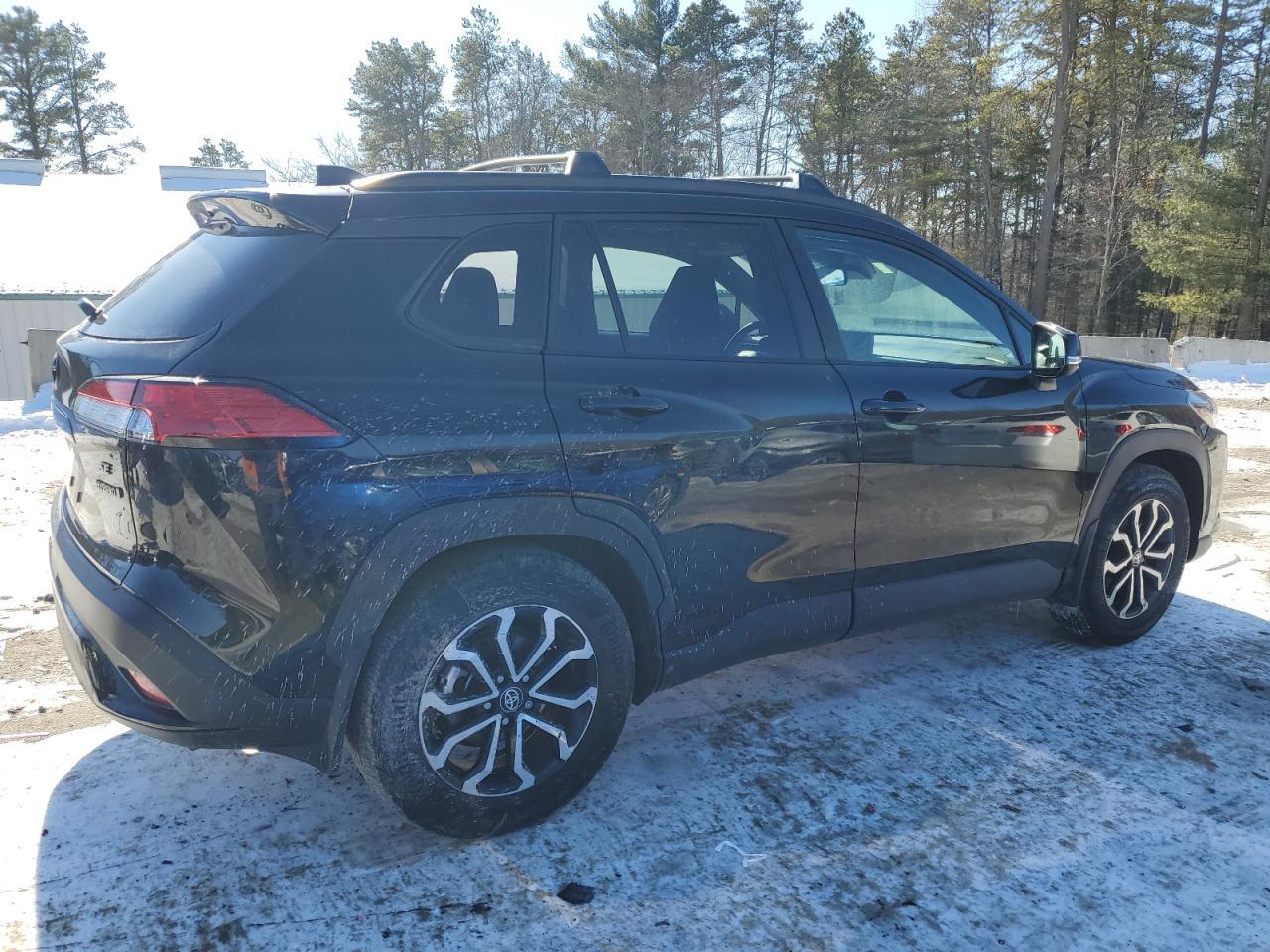2024 TOYOTA COROLLA CR - Image 3