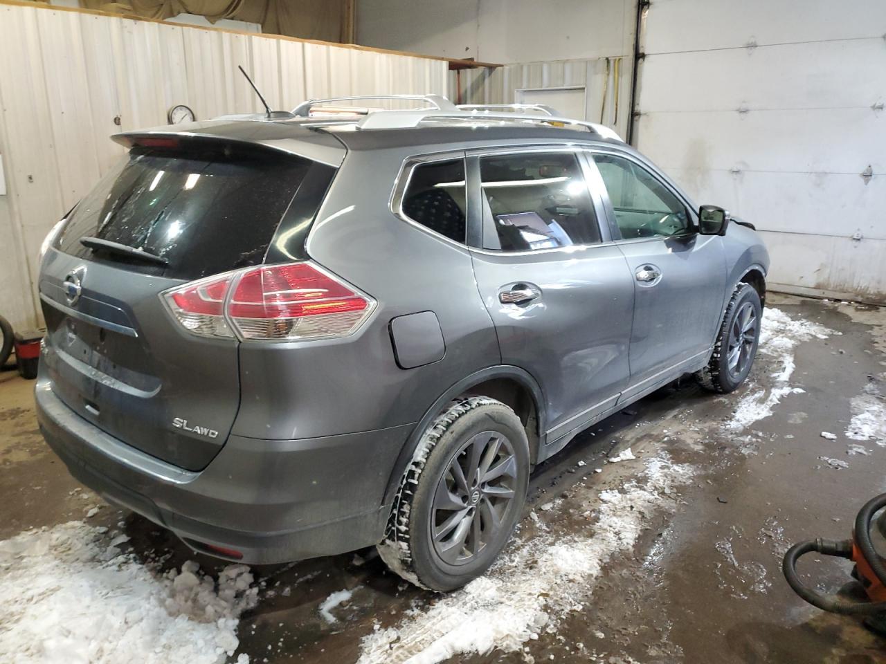 2016 NISSAN ROGUE S - Фото 3