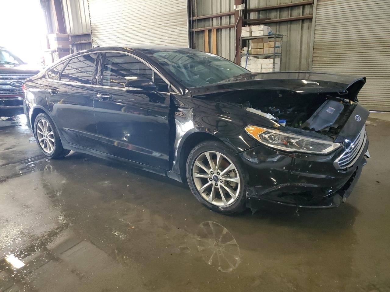 2017 FORD FUSION SE - Image 4