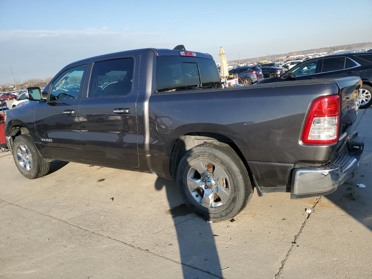 2019 RAM 1500 BIG H - Фото 2