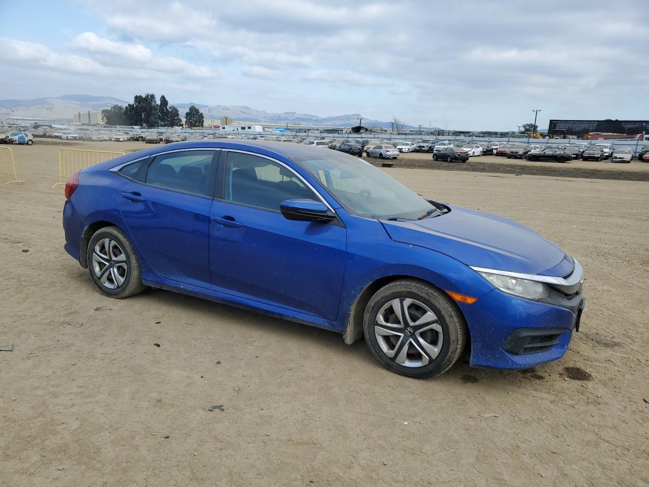 2017 HONDA CIVIC LX - Фото 4