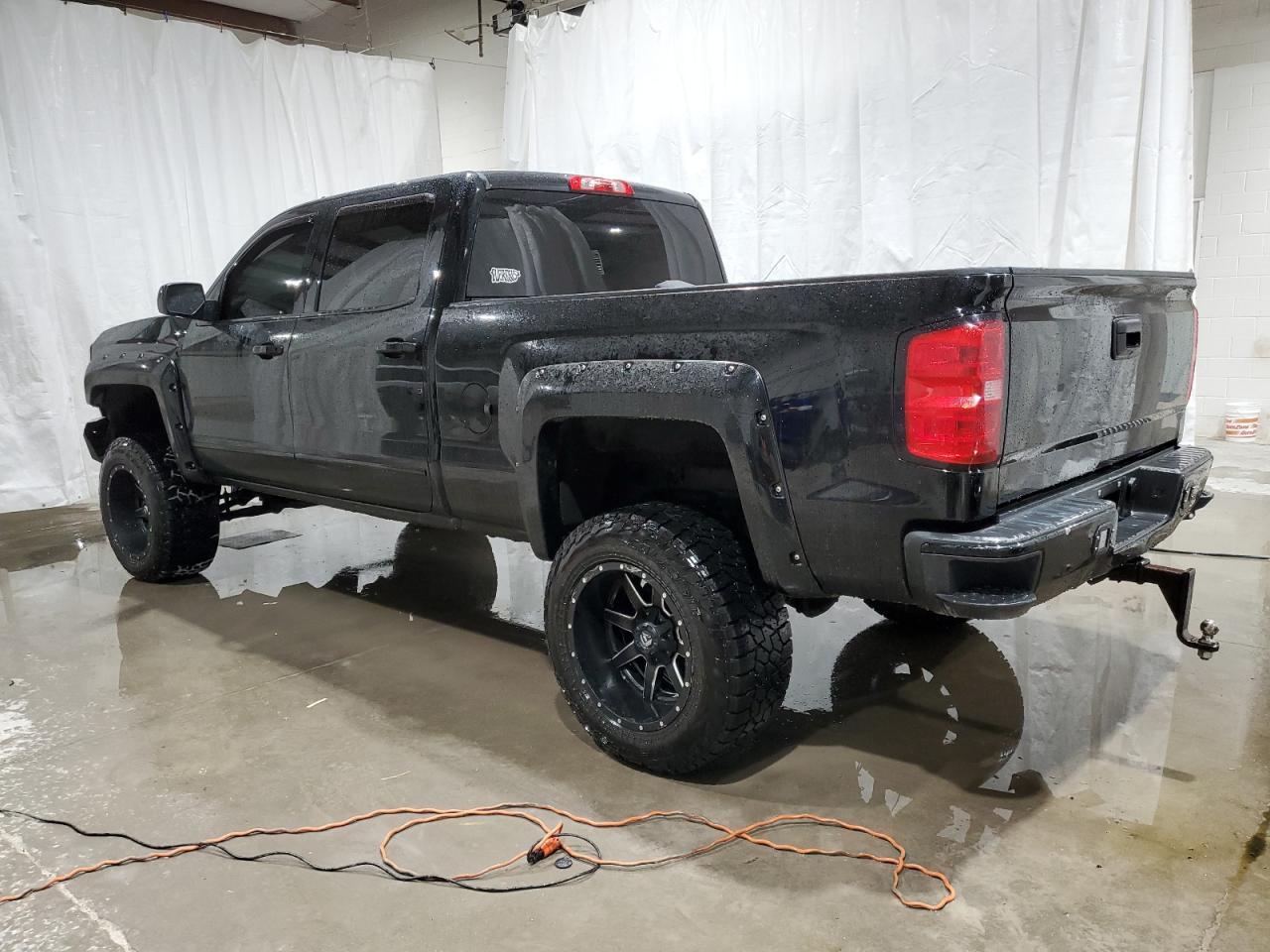 2015 CHEVROLET SILVERADO - Image 2