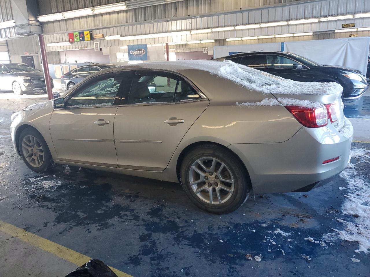 2015 CHEVROLET MALIBU 1LT - Image 2