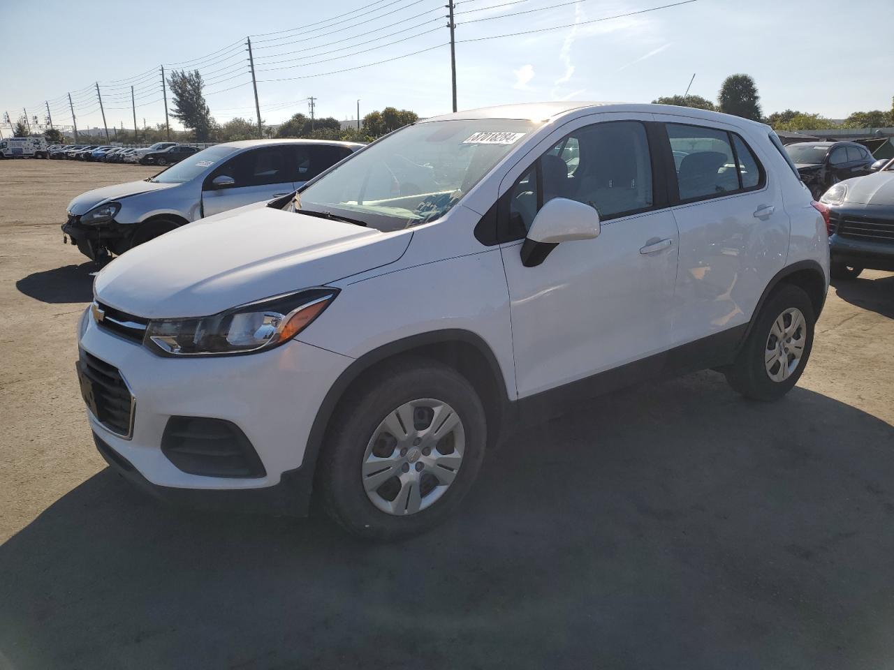 2017 CHEVROLET TRAX LS car image