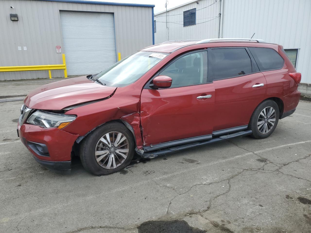2017 NISSAN PATHFINDER