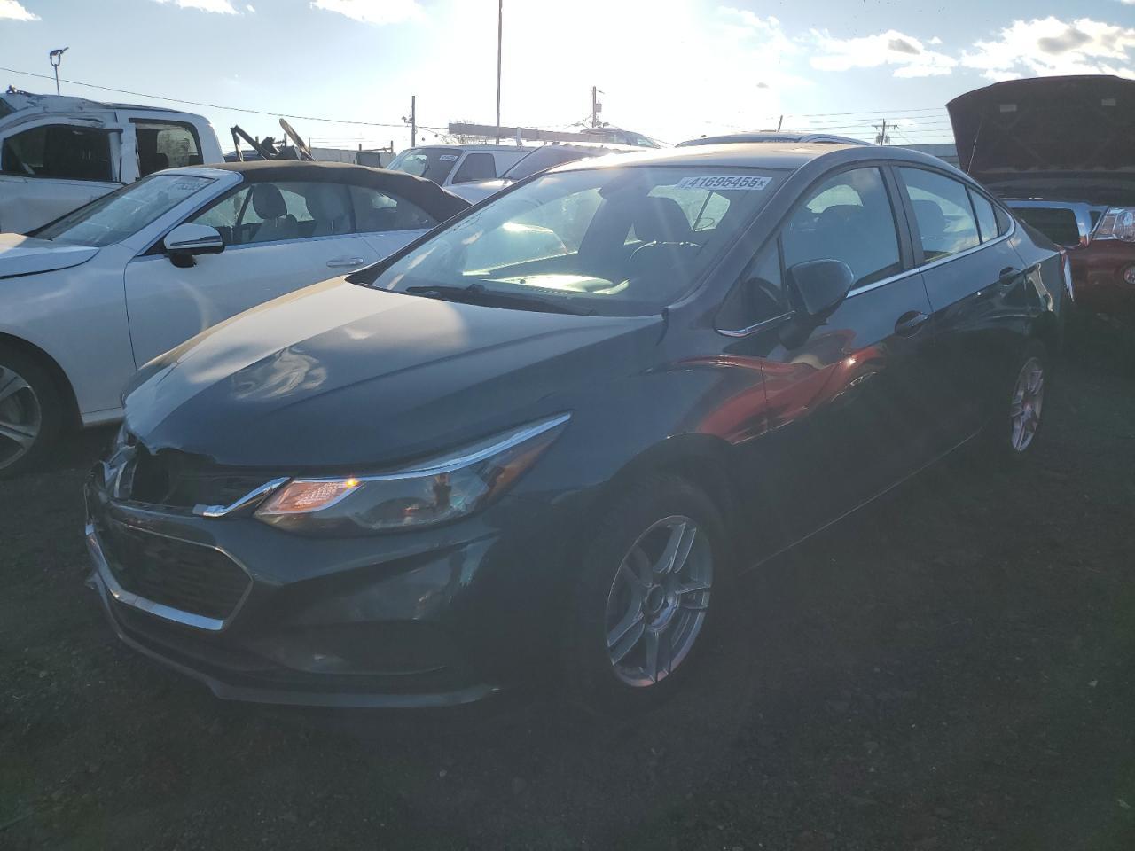 2017 CHEVROLET CRUZE LT