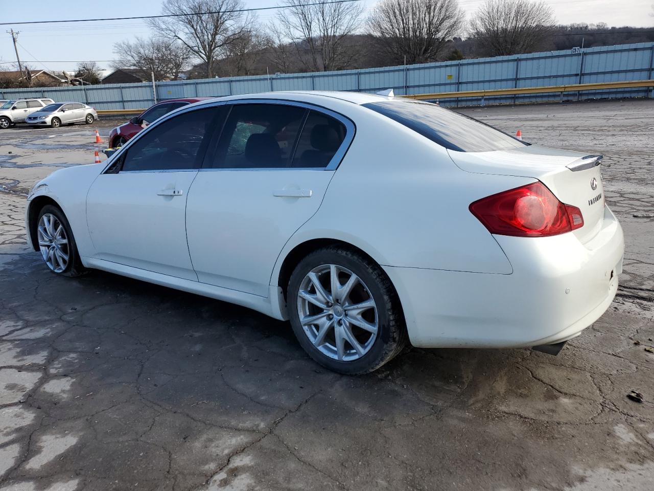 2012 INFINITI G37 - Image 2