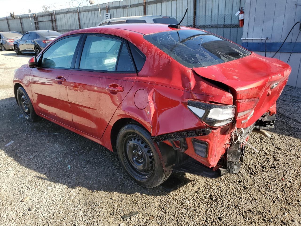 2020 KIA RIO LX - Фото 2