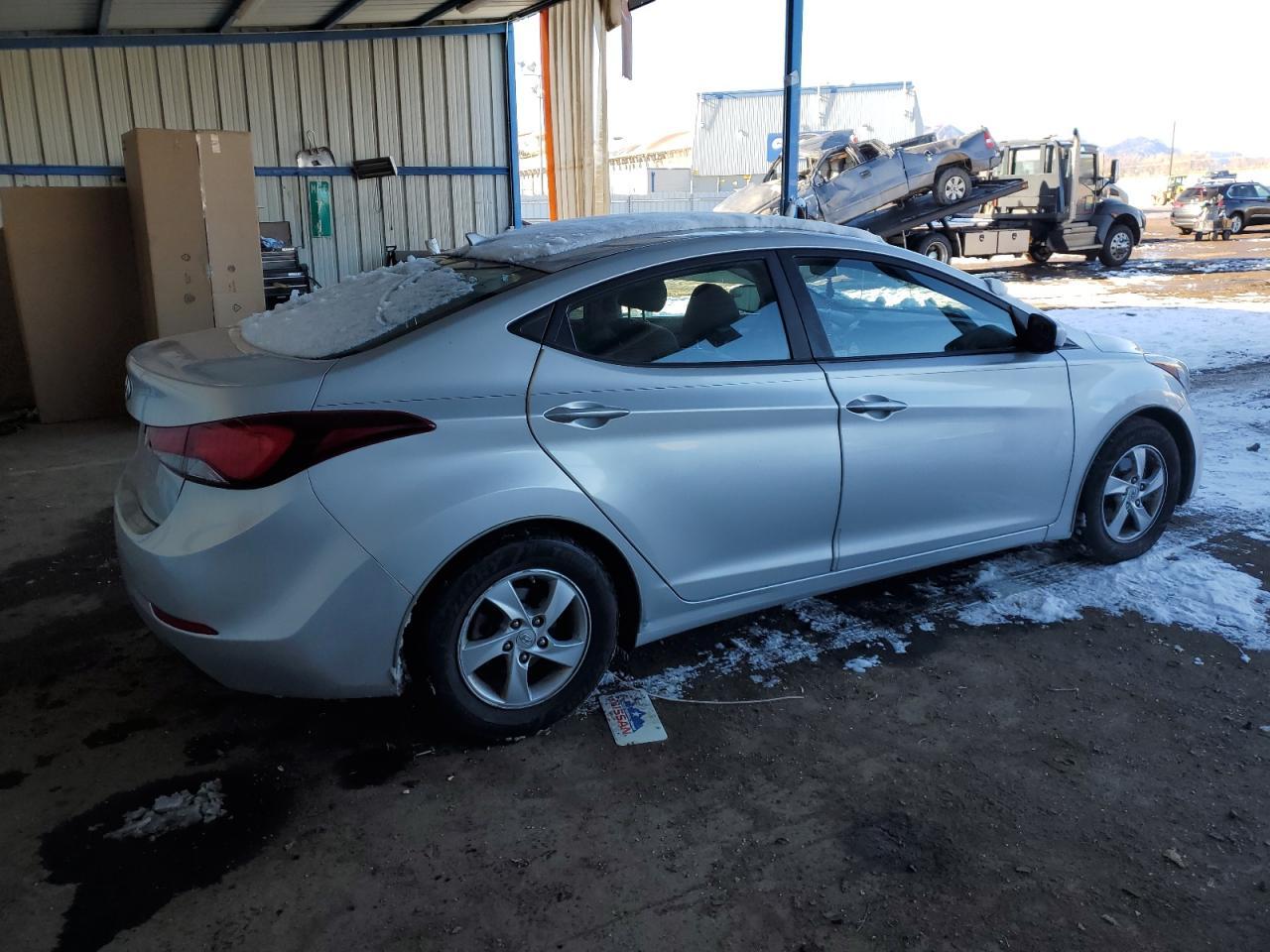 2015 HYUNDAI ELANTRA SE - Image 3