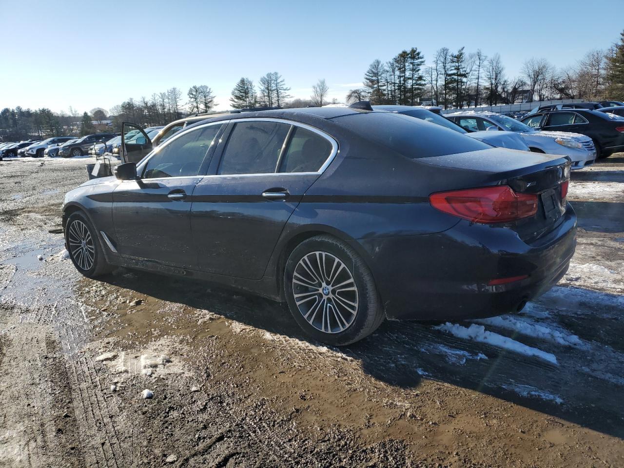 2018 BMW 530 XI - Image 2