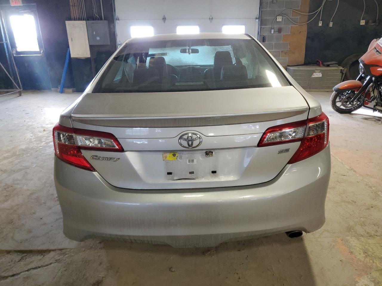 2014 TOYOTA CAMRY L - Image 6