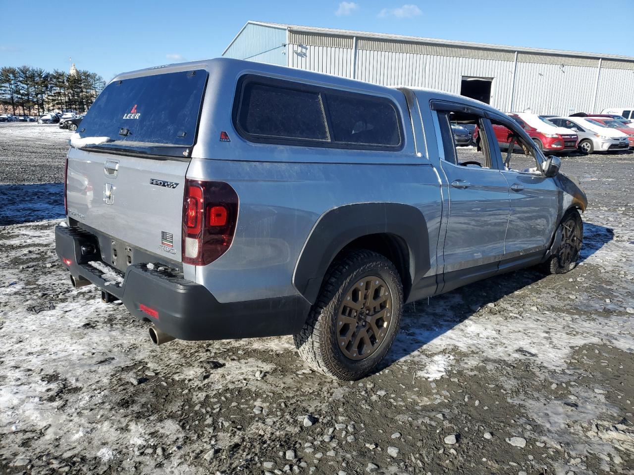 2022 HONDA RIDGELINE - Image 3