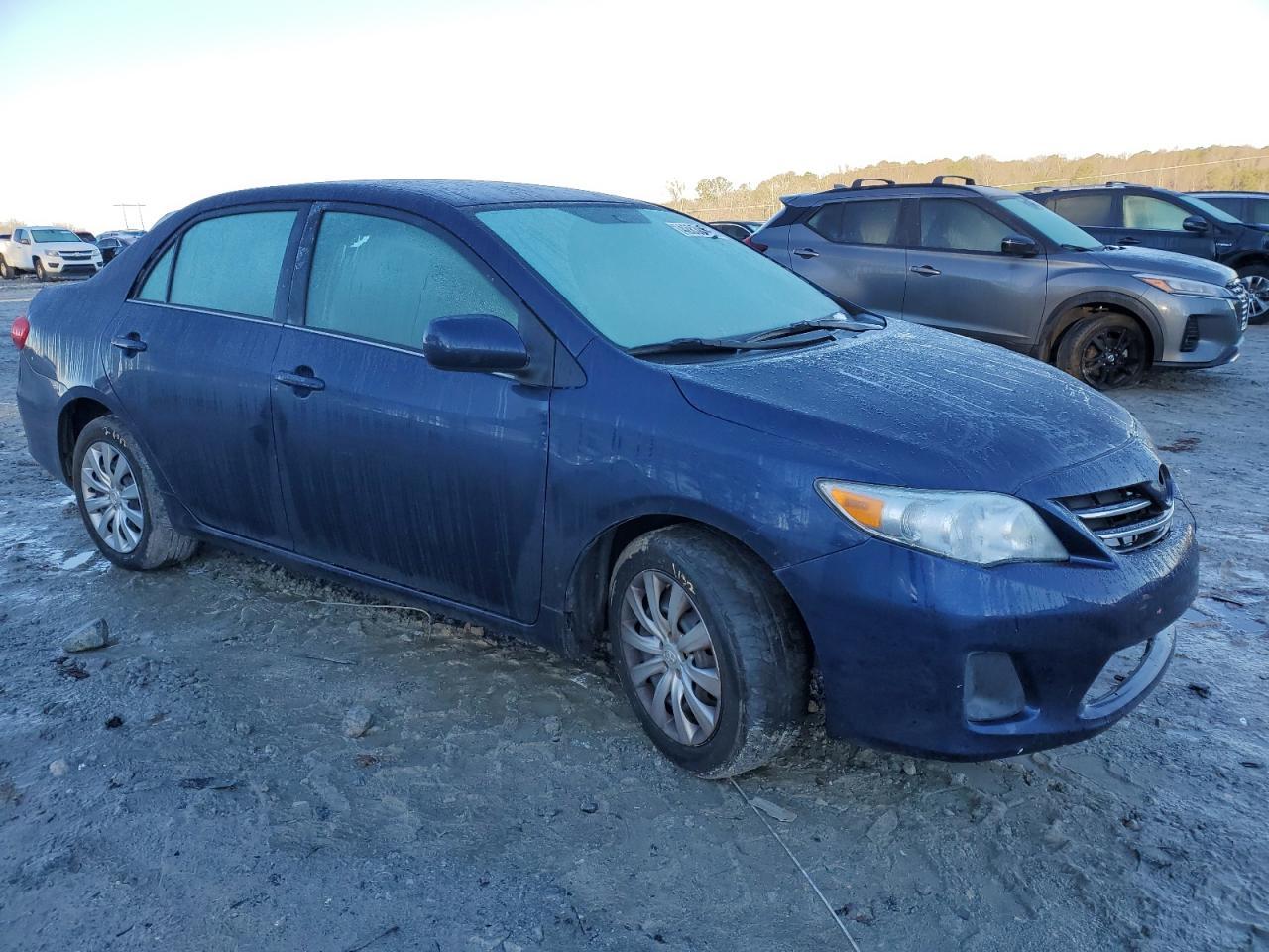 2013 TOYOTA COROLLA BA - Фото 4