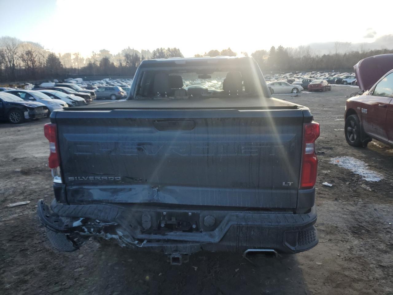 2021 CHEVROLET SILVERADO - Фото 6