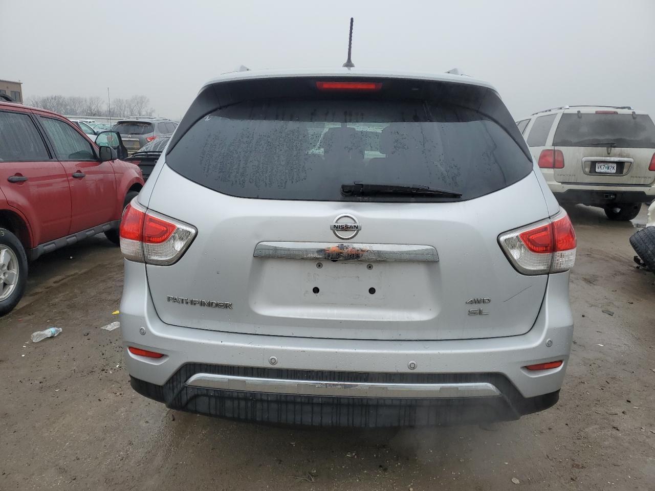2013 NISSAN PATHFINDER - Фото 6