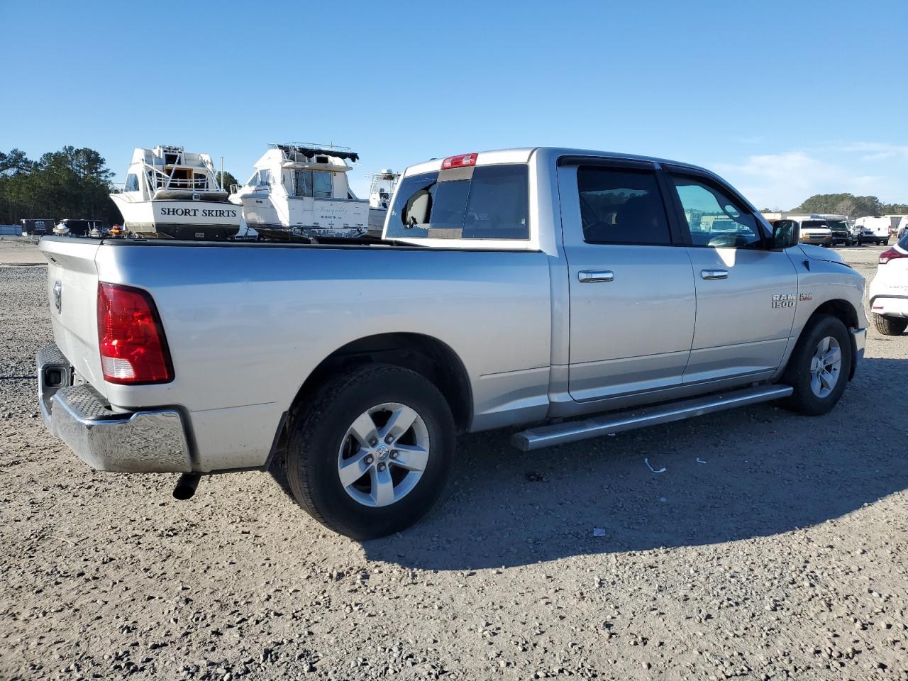 2017 RAM 1500 SLT - Image 3